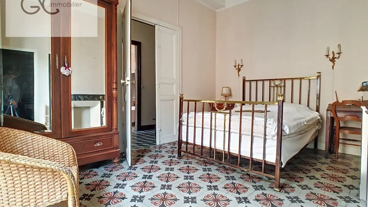Maison 6 pièces 136 m² · à Cessenon-sur-Orb · 136 m² · 143 000 €