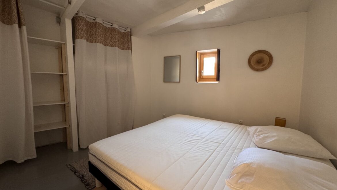 Maison 3 pièces 81 m² · à Cessenon-sur-Orb · 80,7 m² · 590 €/mois
