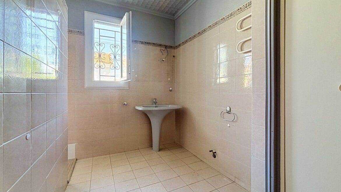 Maison 6 pièces 105 m² · à Lignan-sur-Orb · 105 m² · 275 000 €